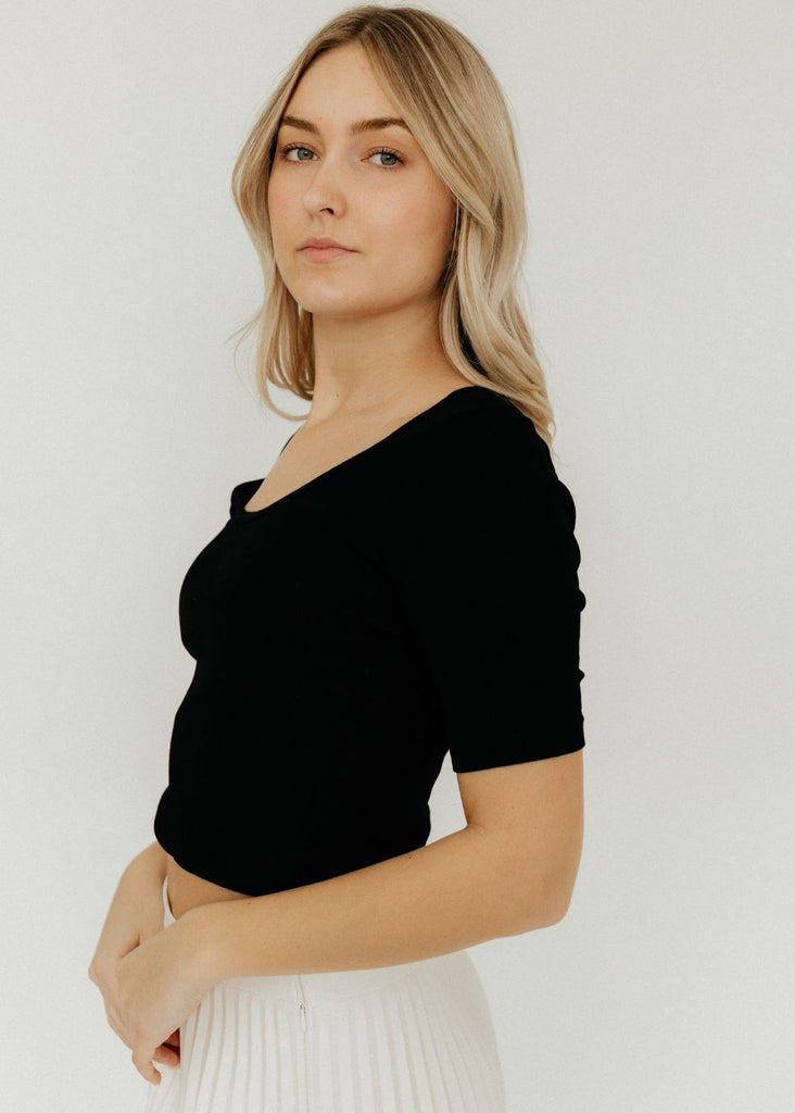 RE/DONE Ribbed Scoop Neck Tee in Black side | Tula's Online Boutique
