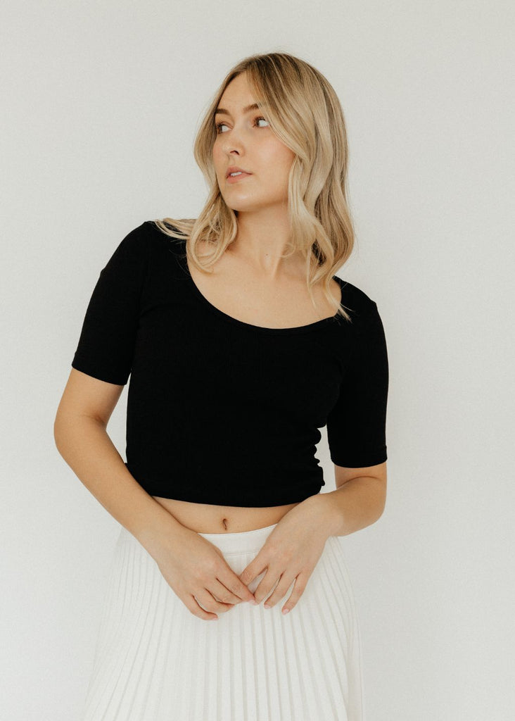 RE/DONE Ribbed Scoop Neck Tee in Black | Tula's Online Boutique