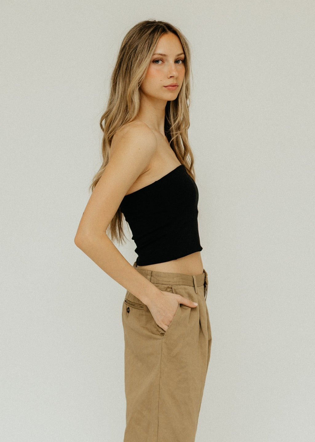 Éterne Amina Tube Top in Black Detail | Tula's Online Boutique