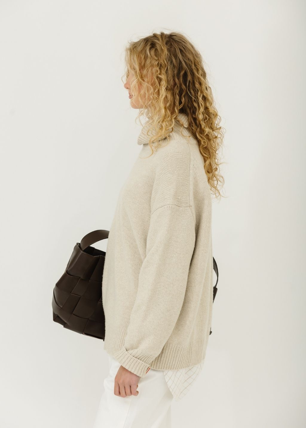 Alex Mill Nottinghill Turtleneck in Wishbone | Shop Tula