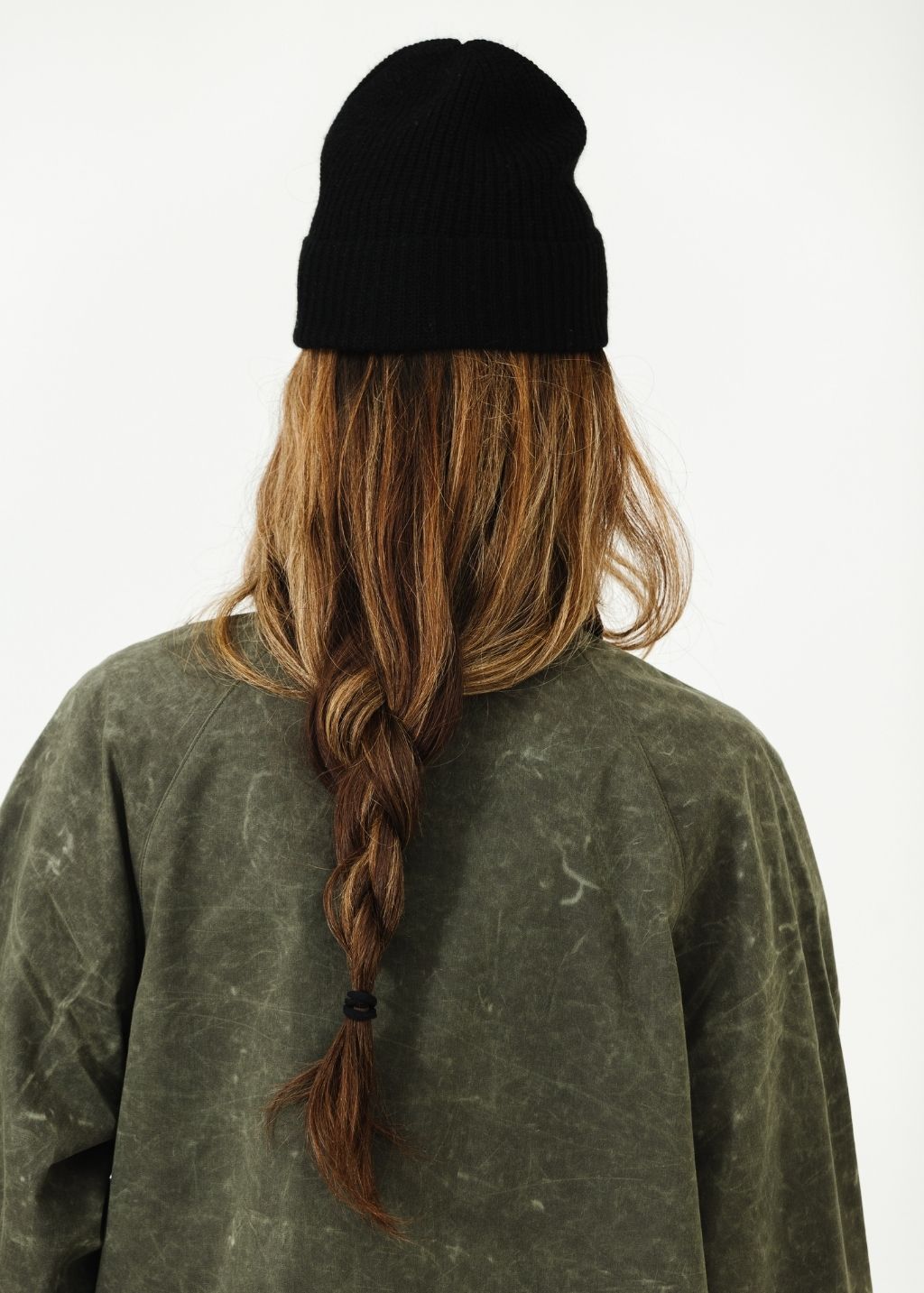 Colorush Ribbed Beanie in Black | Shop Tula