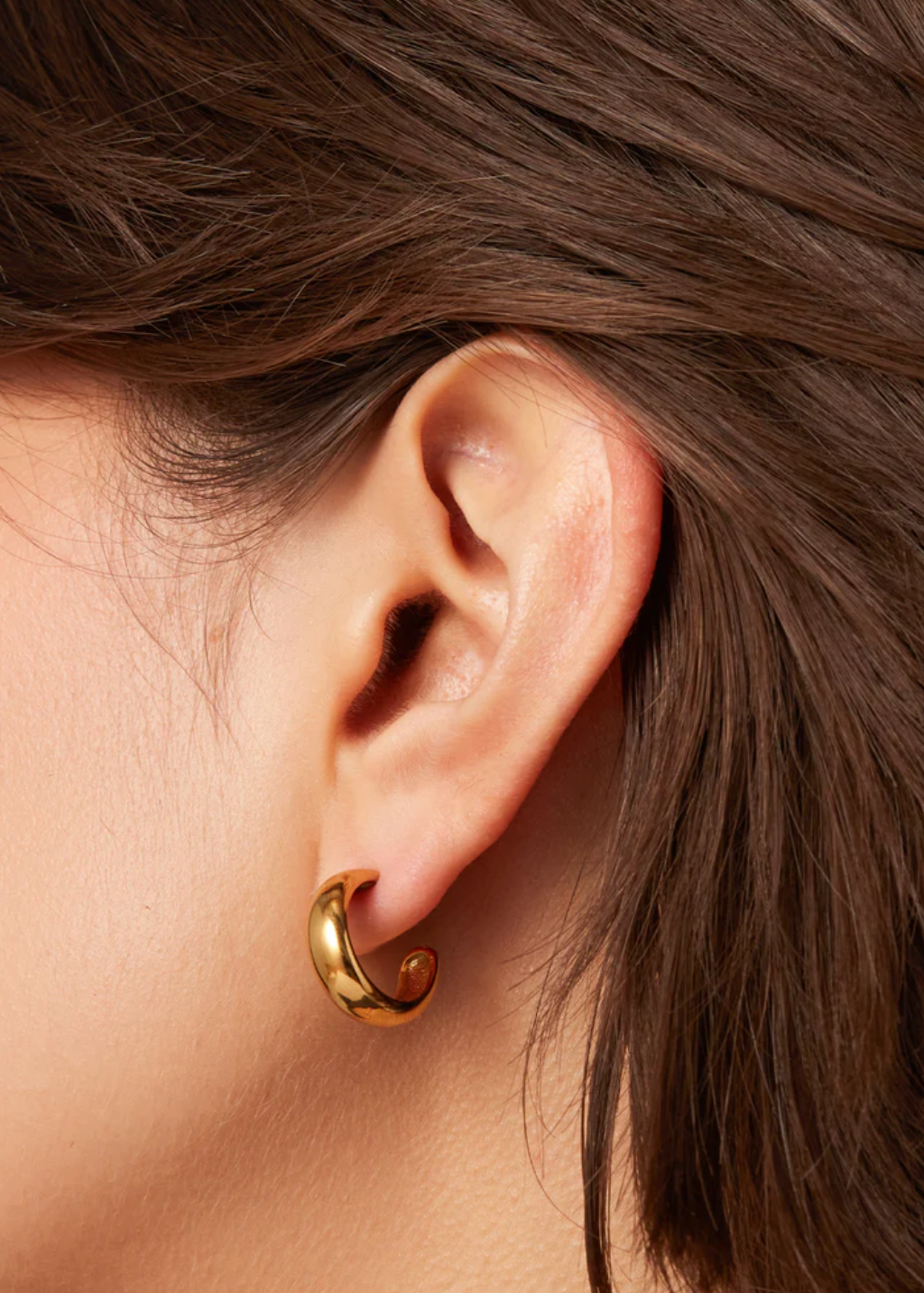 Jenny Bird Staple Hoops Small-Gold | Shop Tula