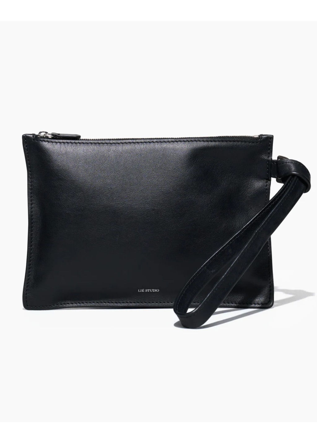LIÉ Studio Charlie Clutch in Black | Shop Tula