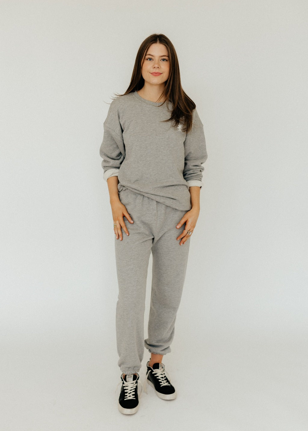 Éterne Oversized Crewneck Sweatshirt in Heather Grey