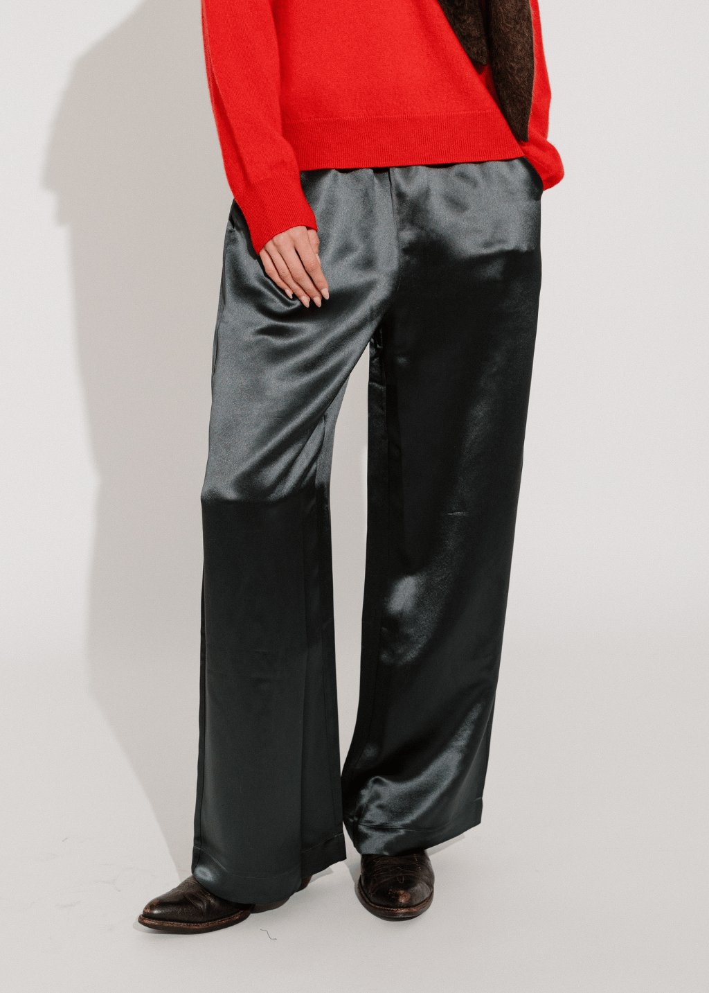 Velvet Kendra Pant in Smoke | Shop Tula