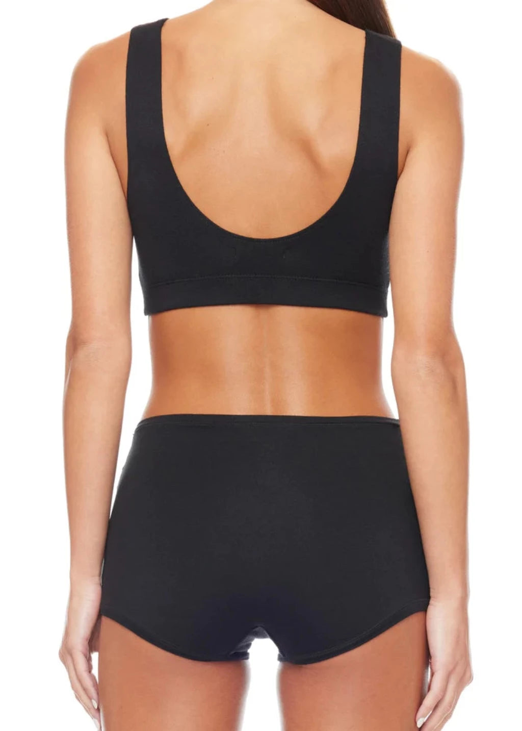 Éterne Sports Bra in Black | Tula's Online Boutique
