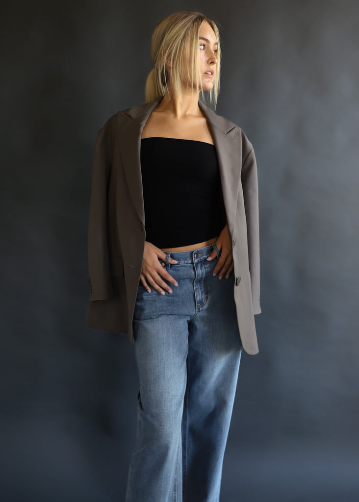 Tibi Tropical Wool Liam Blazer in Dark Stone Dust Outfit | Tula's Online Boutique