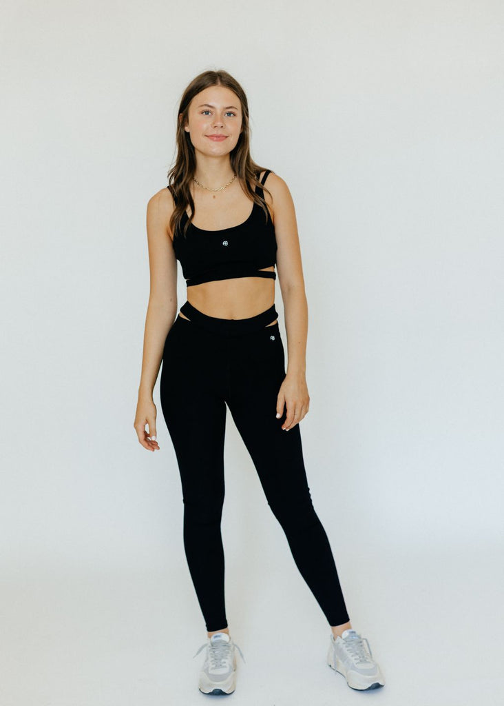 Anine Bing Aimee Leggings in Black Model | Tula's Online Boutique