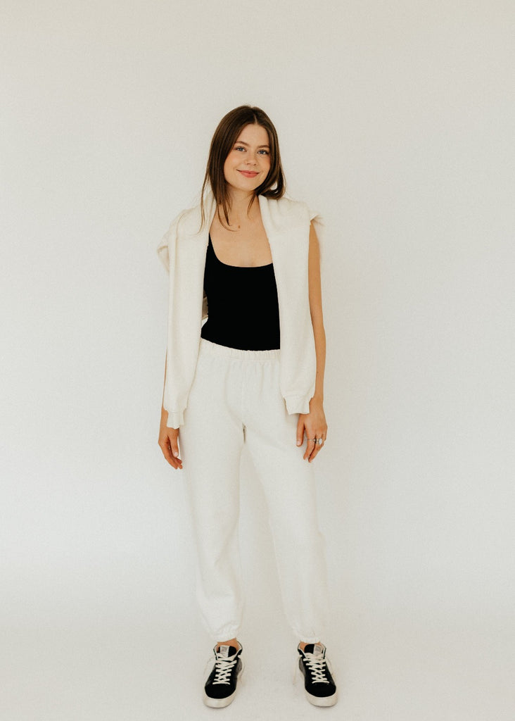 Éterne Classic Sweatpant in Cream | Tula's Online Boutique