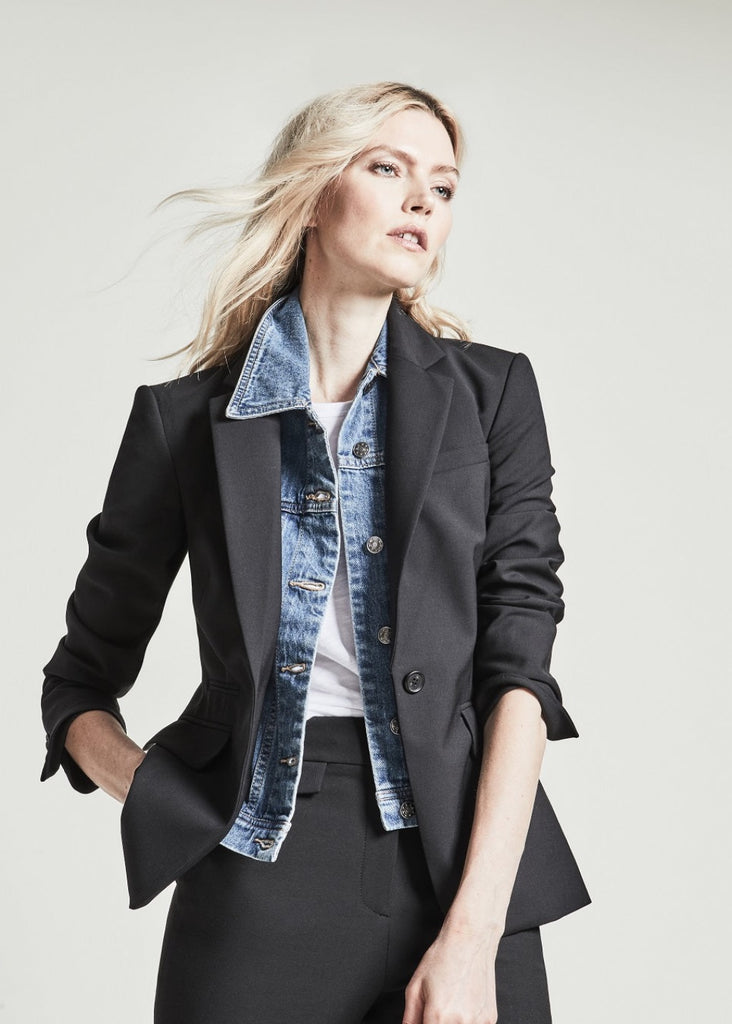 Veronica Beard Classic Jacket Front | Tula's Online Boutique