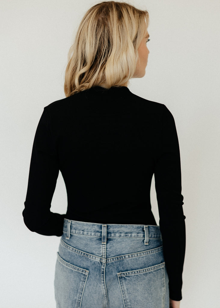 AGOLDE Zena Deep V Bodysuit in Black Back | Tula's Online Boutique