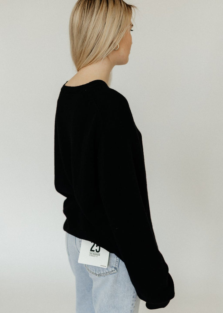 Éterne James Cashmere Sweater in Black Details | Tula's Online Boutique