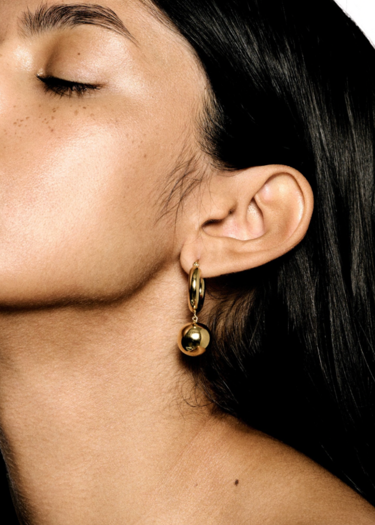  LIÉ Studio Marie Earrings in Gold Model | Tula's Online Boutique 