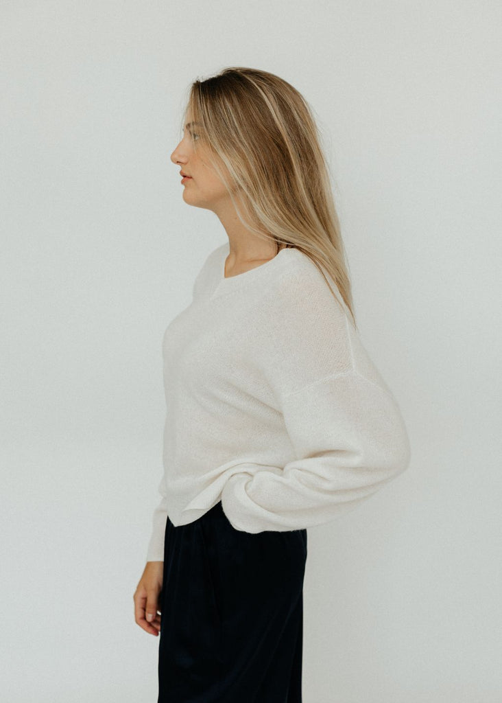 Elizabeth V-Neck Cashmere Sweater in White side| Tula's Online Boutique