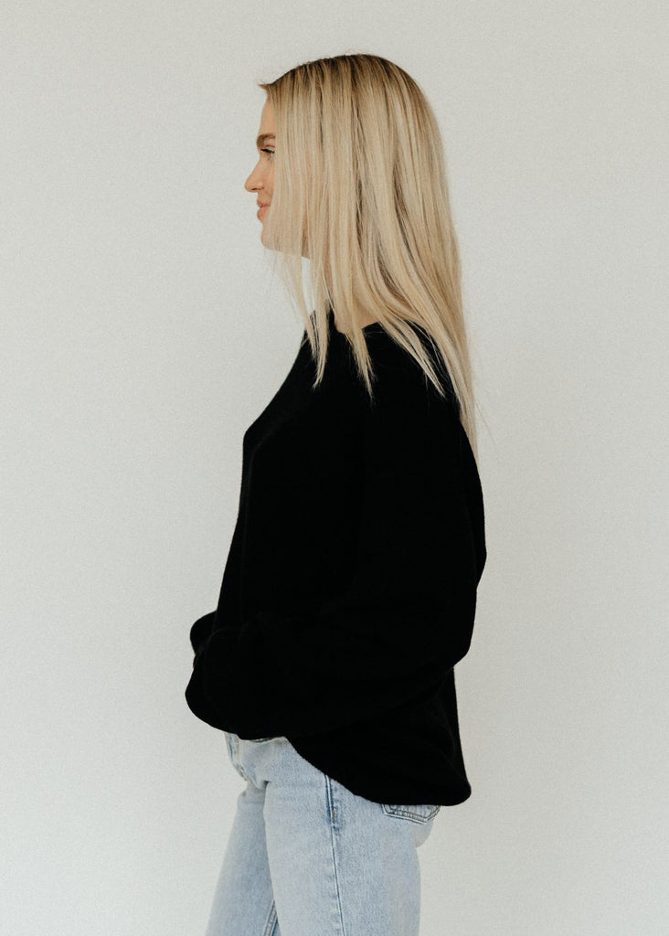 Éterne James Cashmere Sweater in Black Side | Tula's Online Boutique