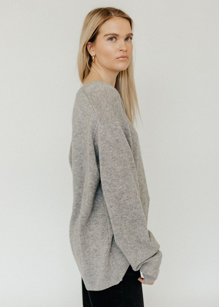 Éterne James Cashmere Sweater Side Detail  in Grey | Tula's Online Boutique