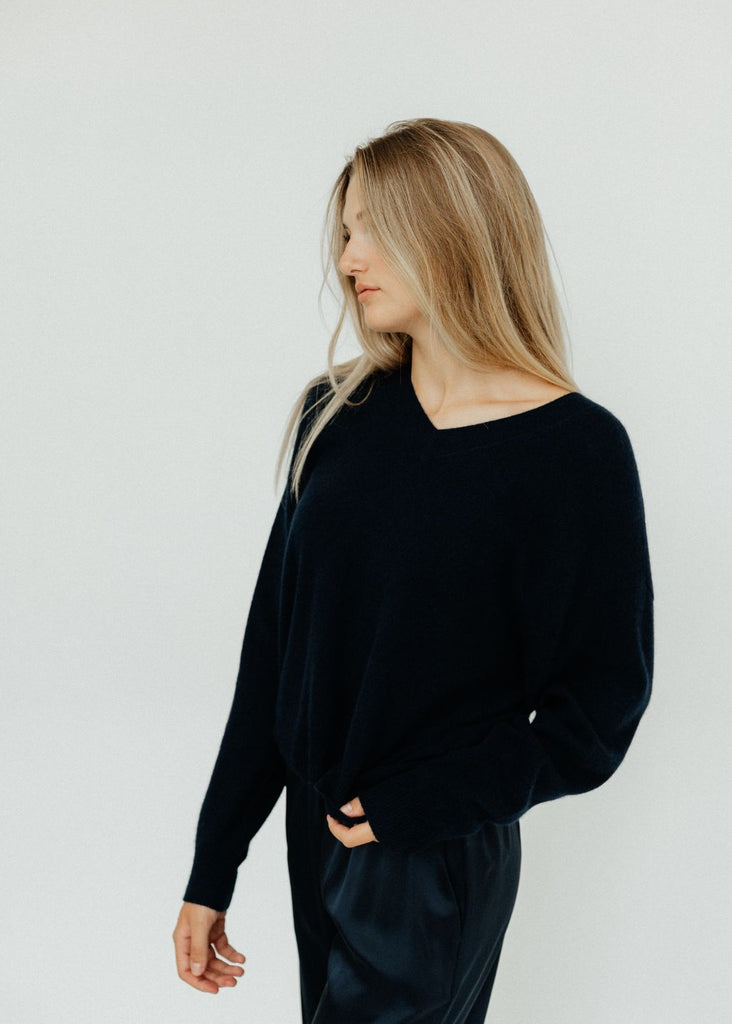 Elizabeth V-Neck Cashmere Sweater in Navy side | Tula's Online Boutique