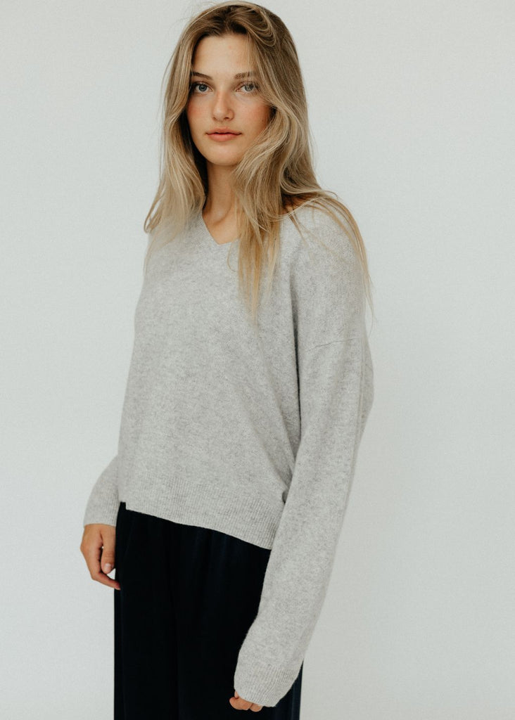 Elizabeth V-Neck Cashmere Sweater side | Tula's Online Boutique