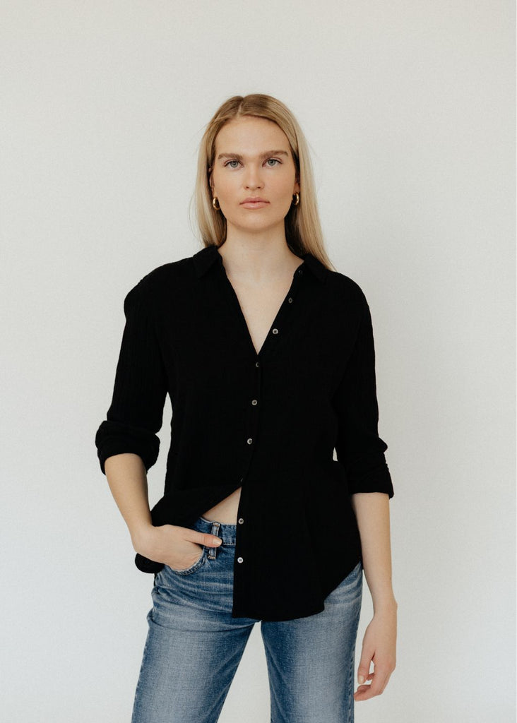 Xírena Scout Shirt in Black | Tula's Online Boutique