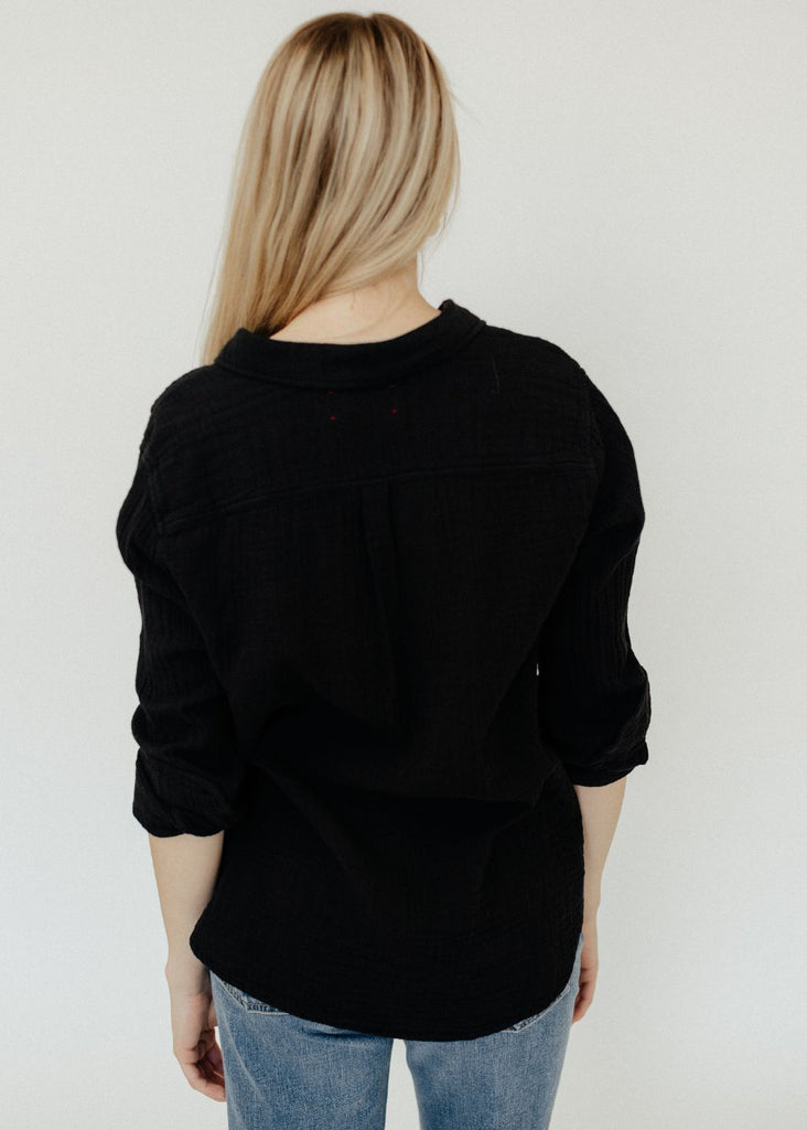 Xírena Scout Shirt in Black back | Tula's Online Boutique