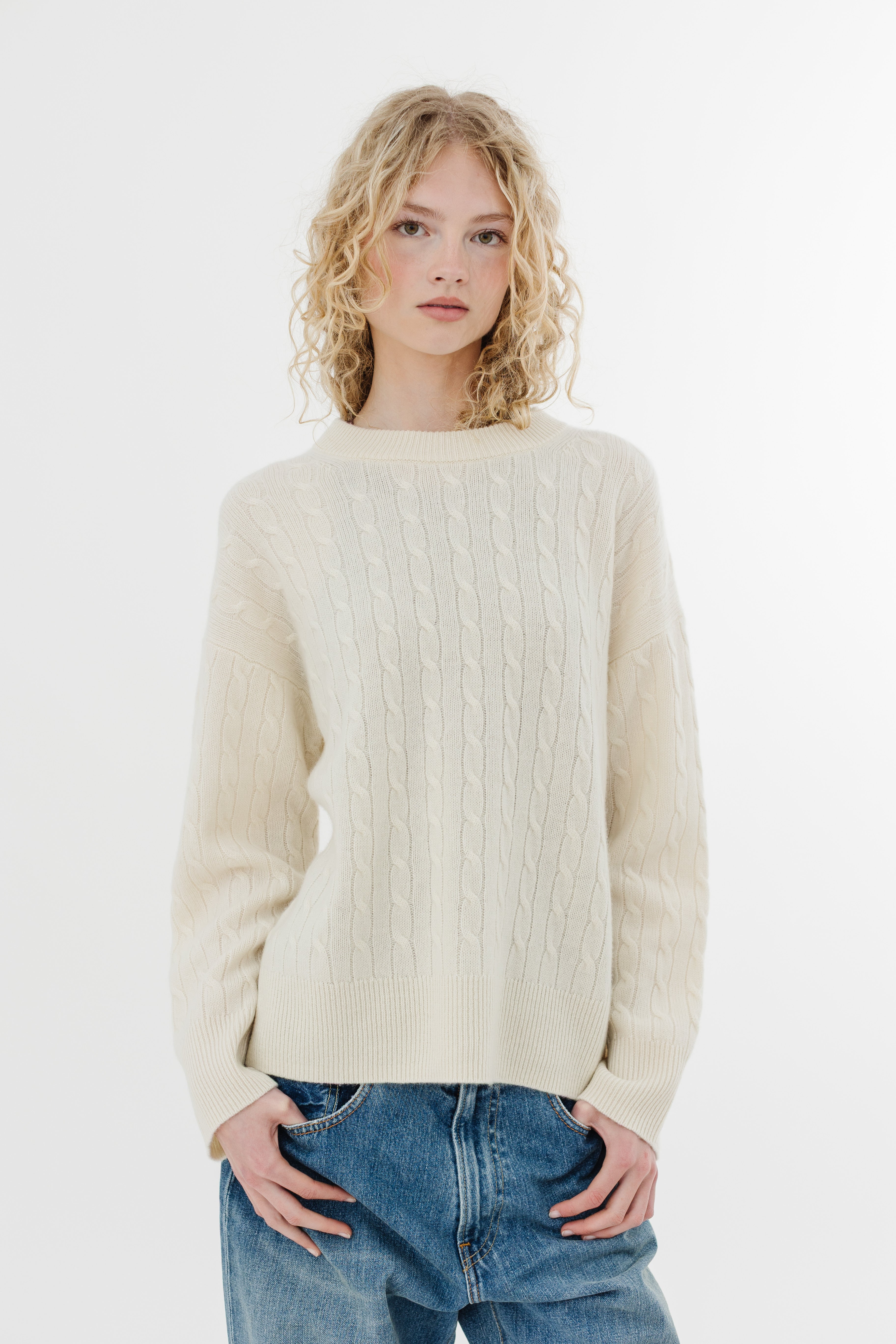 Alex Mill Cashmere Crewneck Cable Sweater | Shop Tula