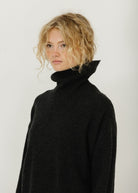 Alex Mill Marlon Cashmere Turtleneck Sweater in Charcoal | Shop Tula