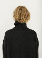 Alex Mill Marlon Cashmere Turtleneck in Charcoal Grey | Shop Tula
