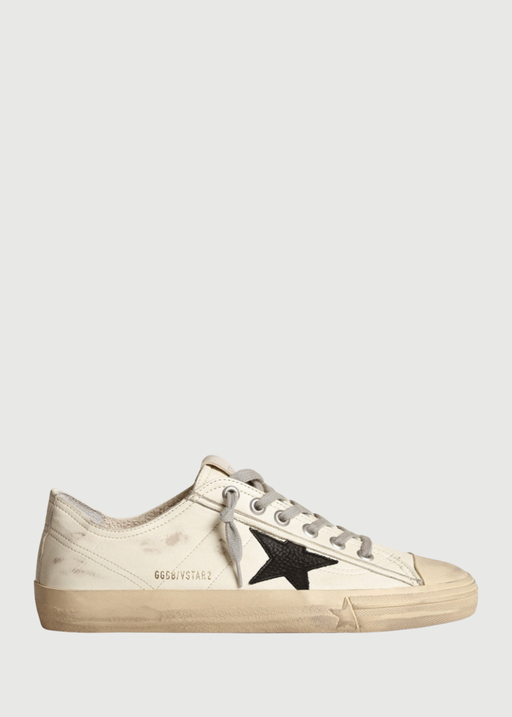 White Shoe With Star On Side Golden Goose V-Star Sneaker In Dirty