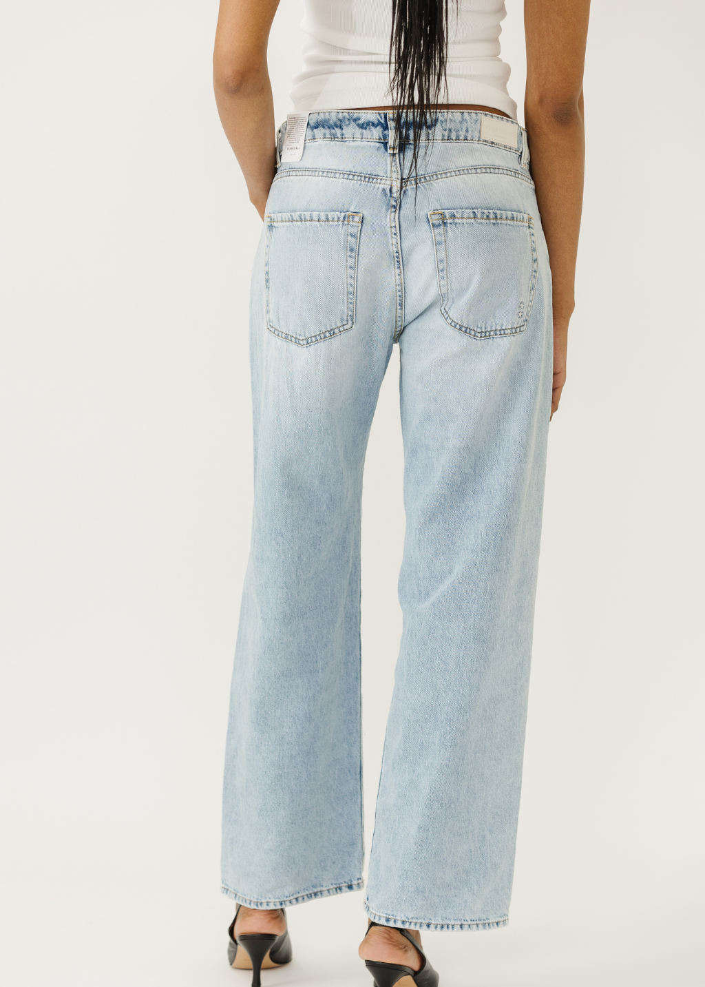 Icon Denim Bea Jean in Light Blue | Shop Tula