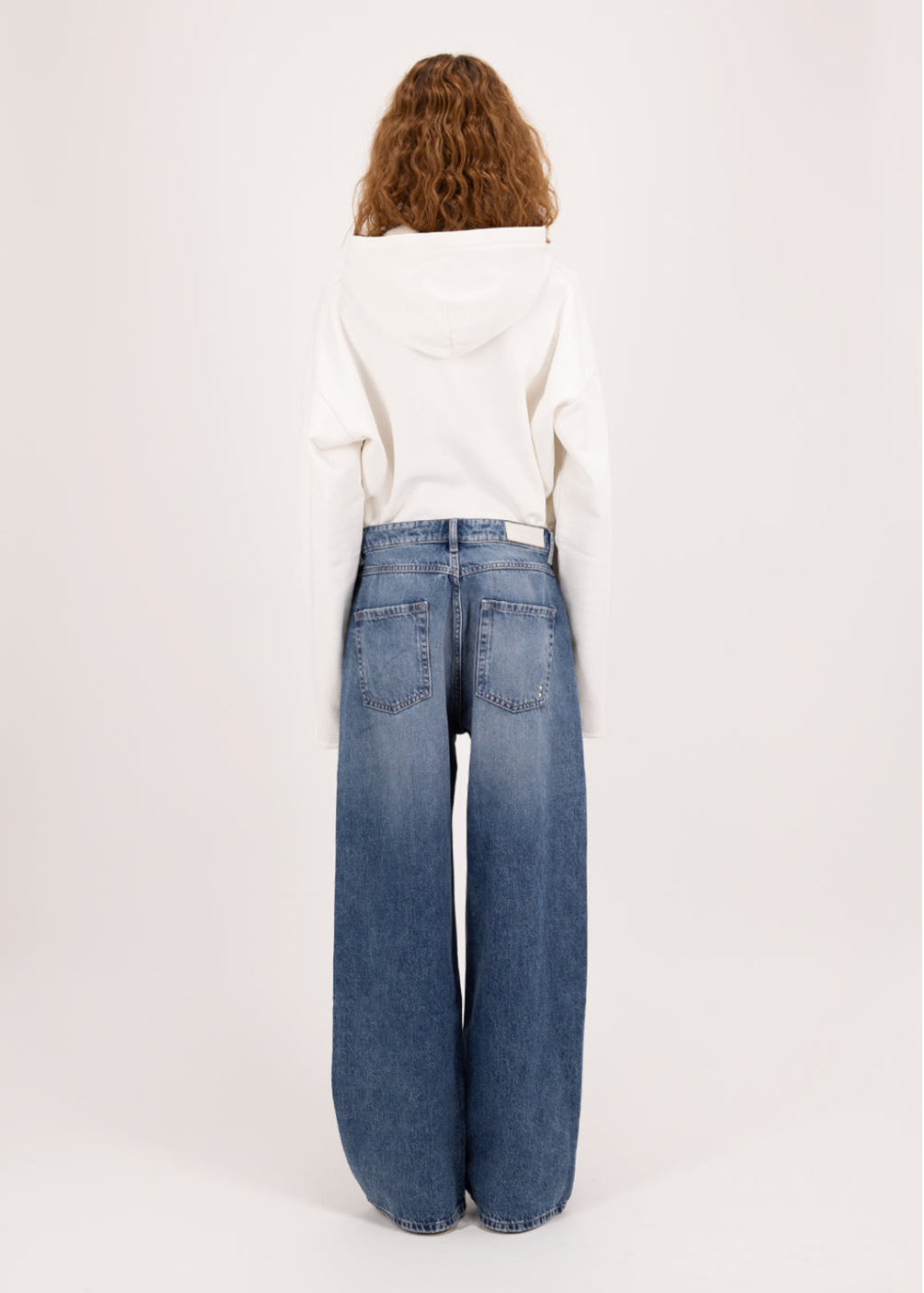 Icon Denim Poppy Jean in Eclipse Medium Wash | Shop Tula