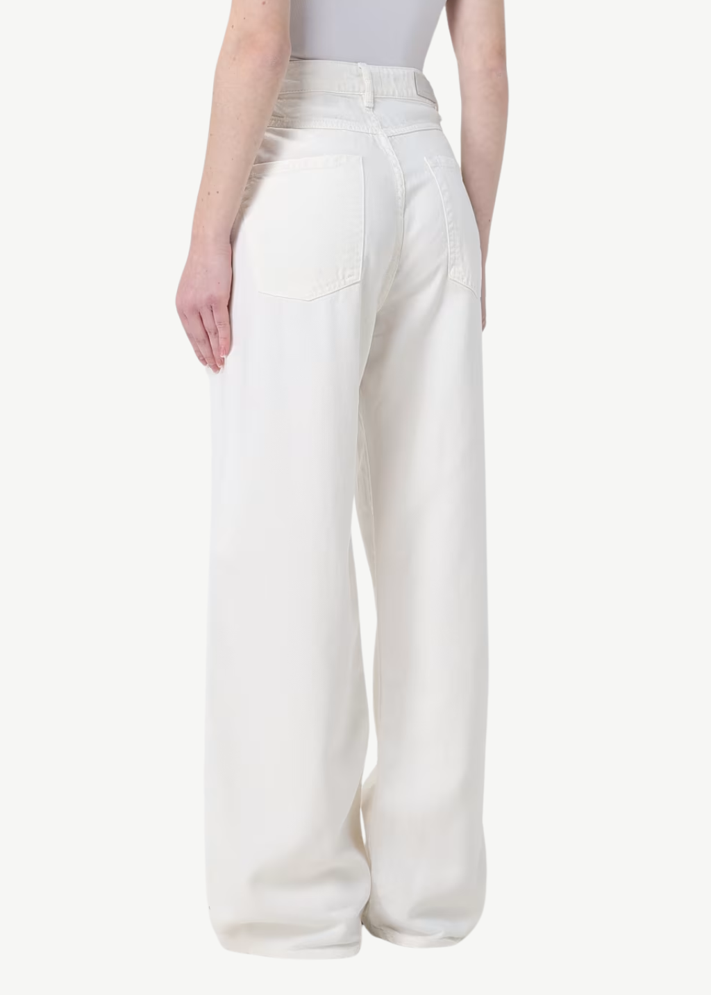 Icon Denim Poppy Jean in White | Shop Tula