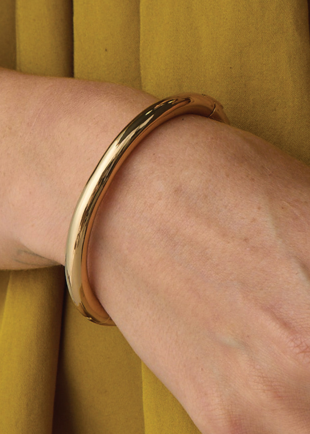 Jenny Bird Gia Bangle in Gold | Shop Tula