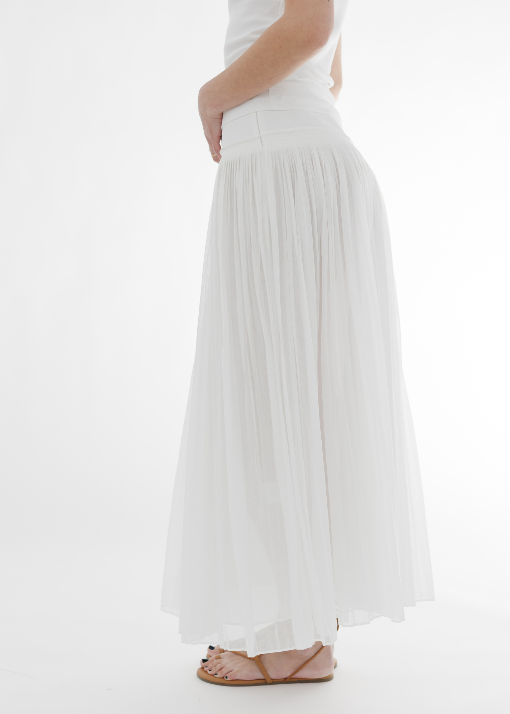 Rohe Pleated Muslin Skirt | Shop Tula