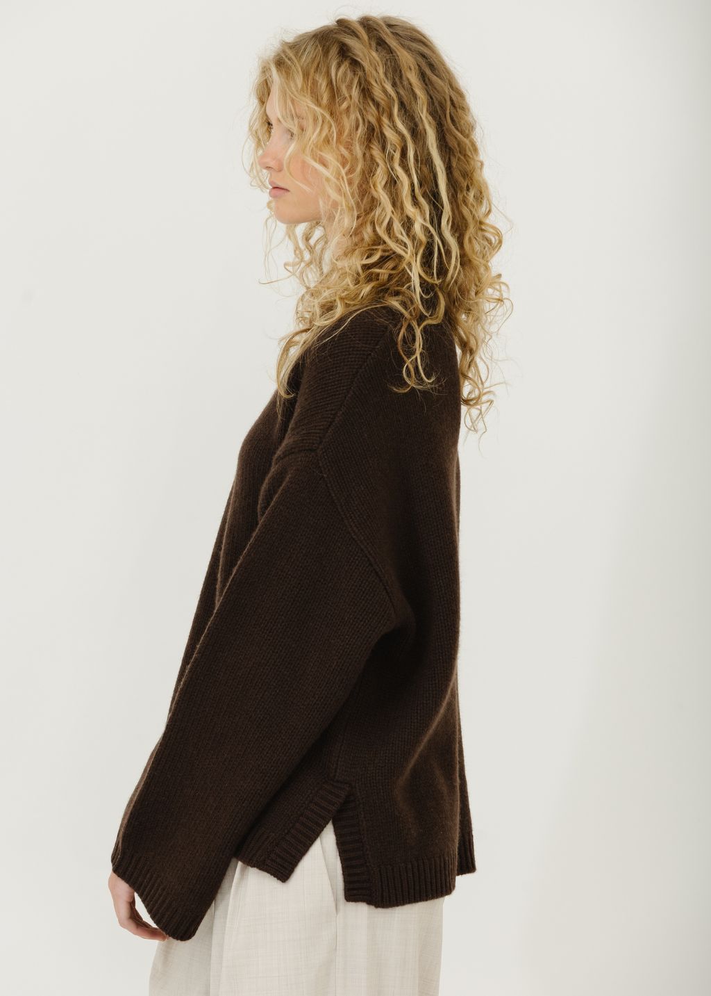 Soft Goat Chunky Cashmere Crewneck | Shop Tula