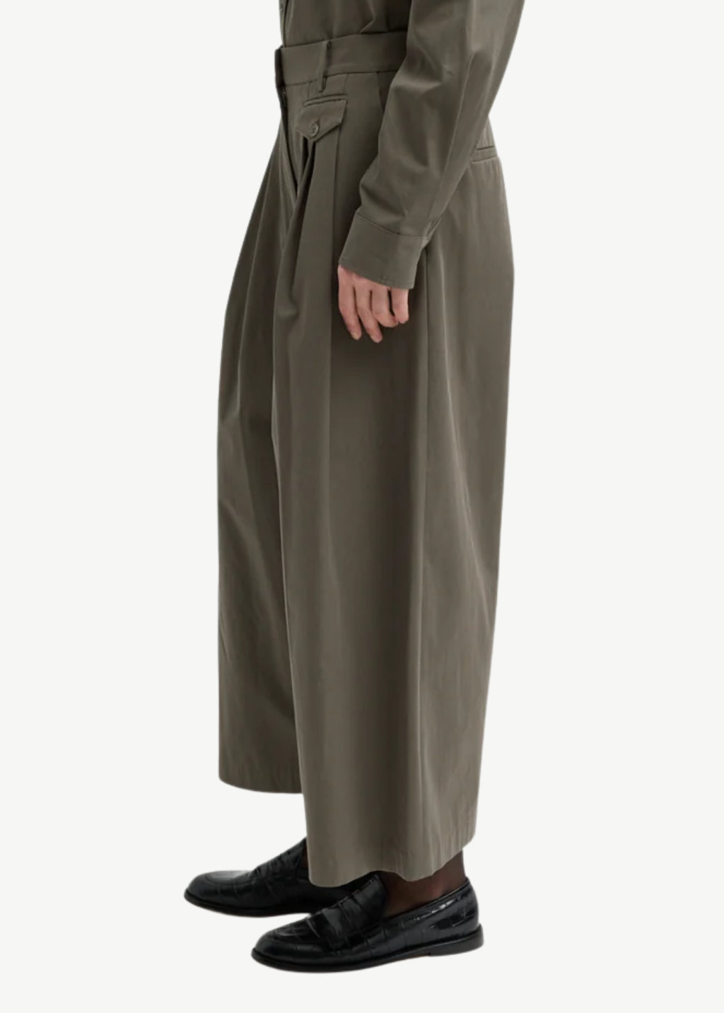 Tibi Bio Twill Triple Pleat Cropped Pant in Dark Stone | Shop Tula