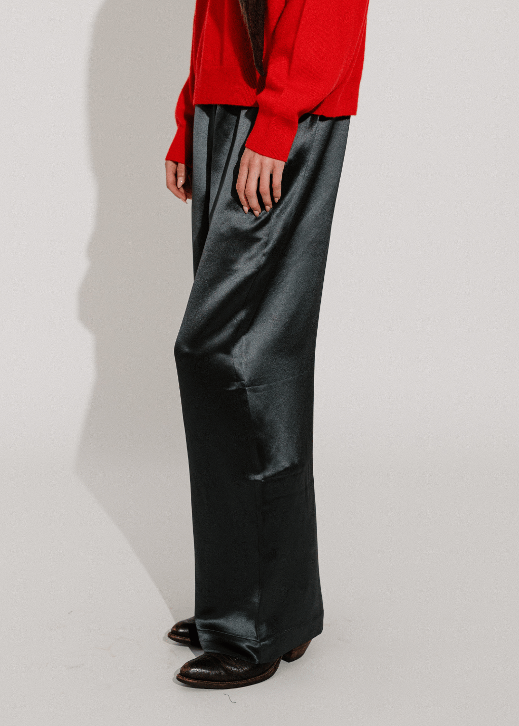 Velvet Kendra Pant in Smoke | Shop Tula