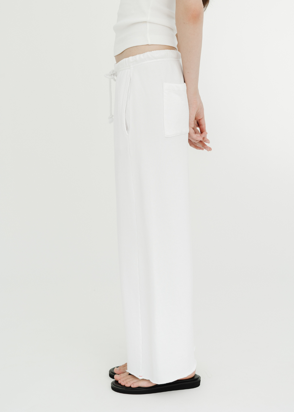 Xírena Matteo Sweatpant in White | Shop Tula