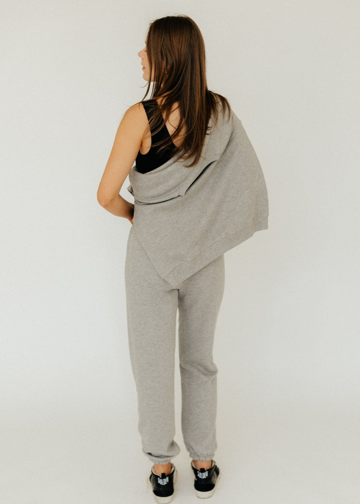 Éterne Classic Sweatpant in Heather Grey | Tula's Online Boutique