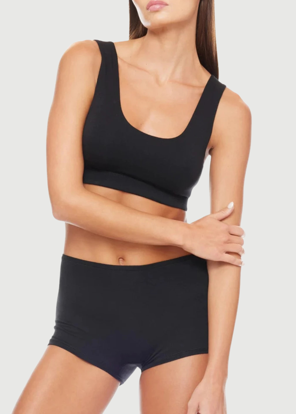 Éterne Sports Bra in Black | Shop Tula