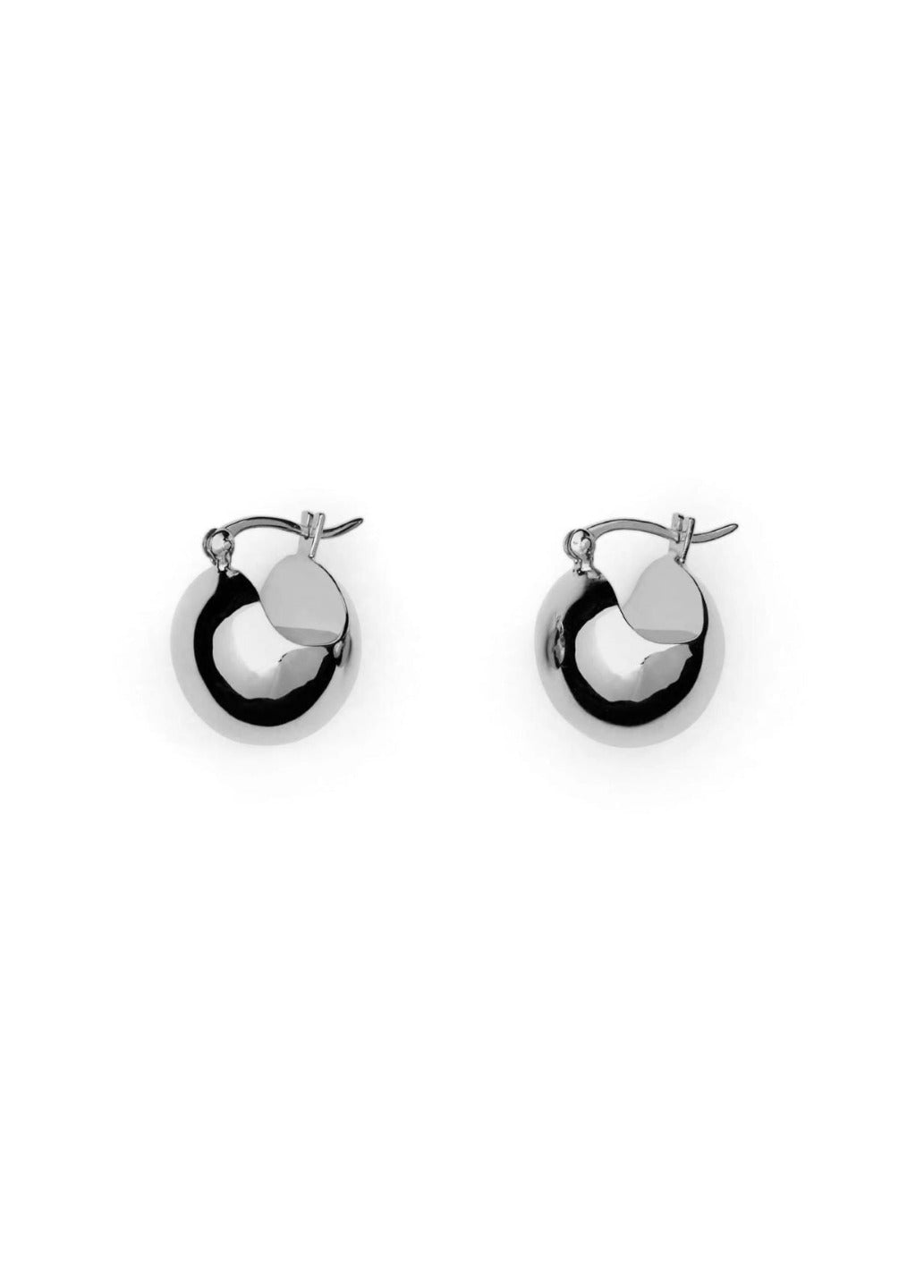 LIÉ Studio Ingrid Earring in Silver I Tula's Online Boutique